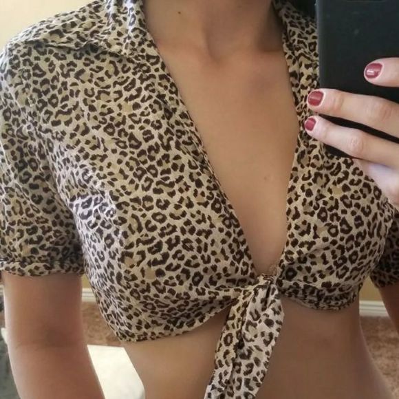 Oodji leopard crop top size S - Picture 4 of 4